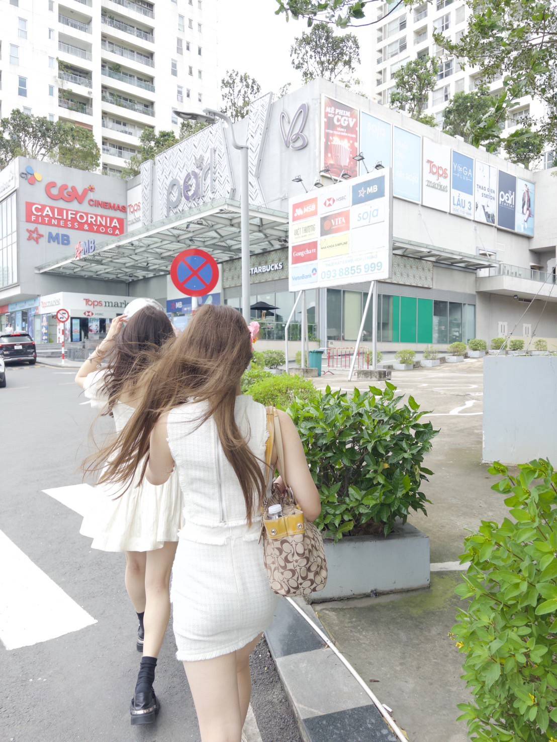 クリエイター名